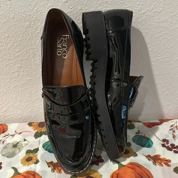 FRANCO SARTO CASSANDRA BLACK PATENT LEATHER LOAFER SZ 8M CAREER EVERYDAY - Picture 1 of 10